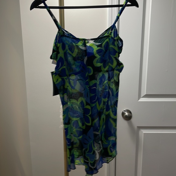 B. Street Colorful Spaghetti Strap With High Low Hem - Picture 5 of 14